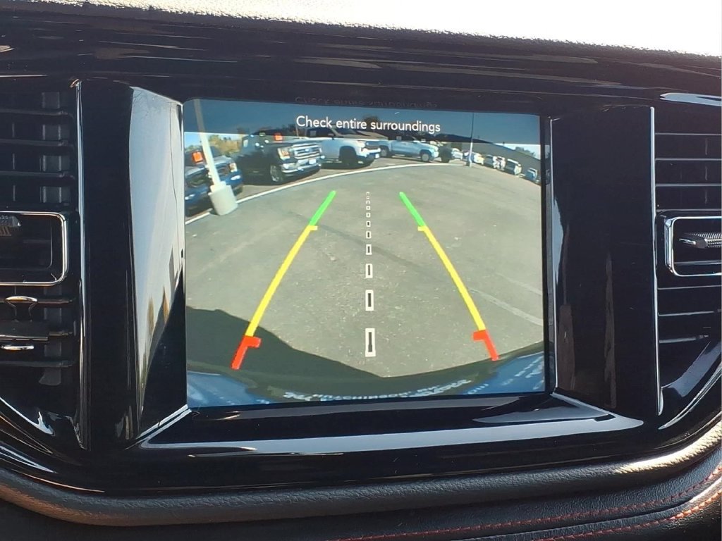 Used 2023 Dodge Durango GT w/ Blacktop Package AWD/4WD image 16