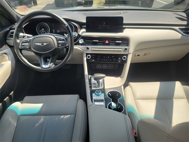 Used 2024 Genesis G70 2.5T image 10