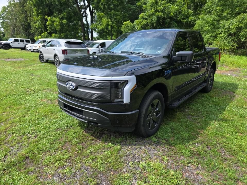 Certified 2024 Ford F150 Lightning Flash AWD/4WD image 2