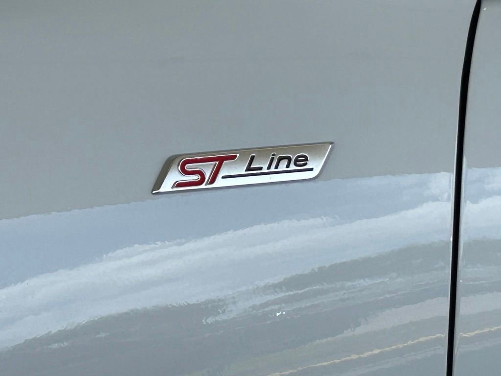 Certified 2026 Ford Escape ST-Line FWD image 17