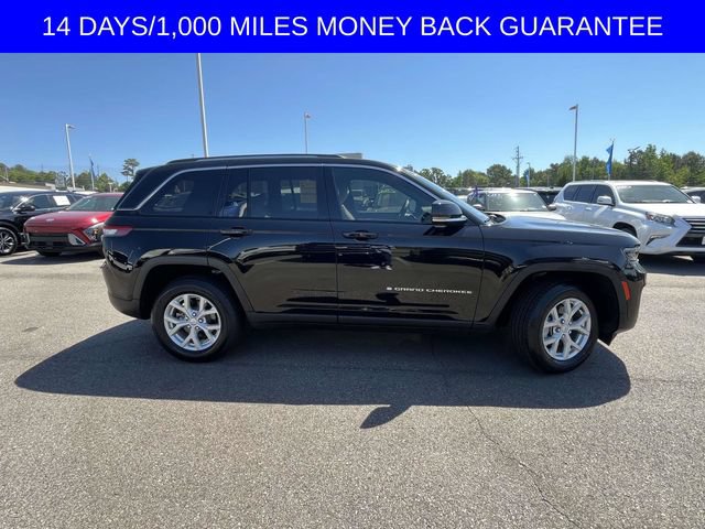 Used 2023 Jeep Grand Cherokee Limited RWD image 3