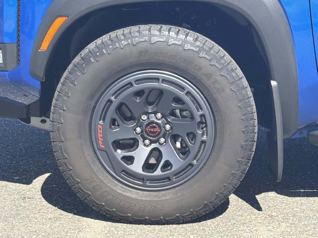 Used 2025 Nissan Frontier PRO-4X w/ Pro Convenience Package AWD/4WD image 26