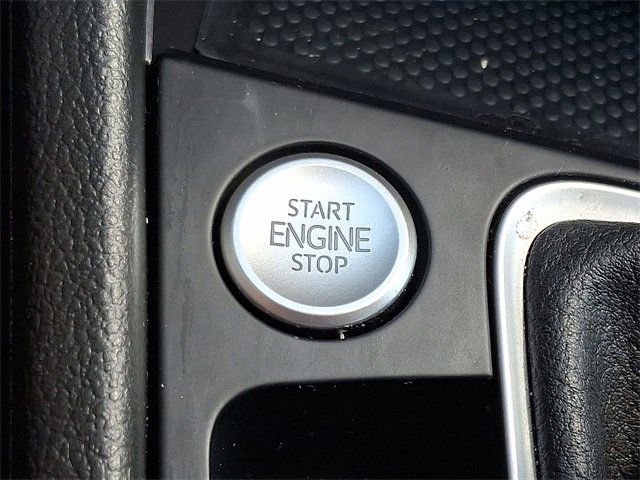 Used 2024 Volkswagen Jetta SE image 25