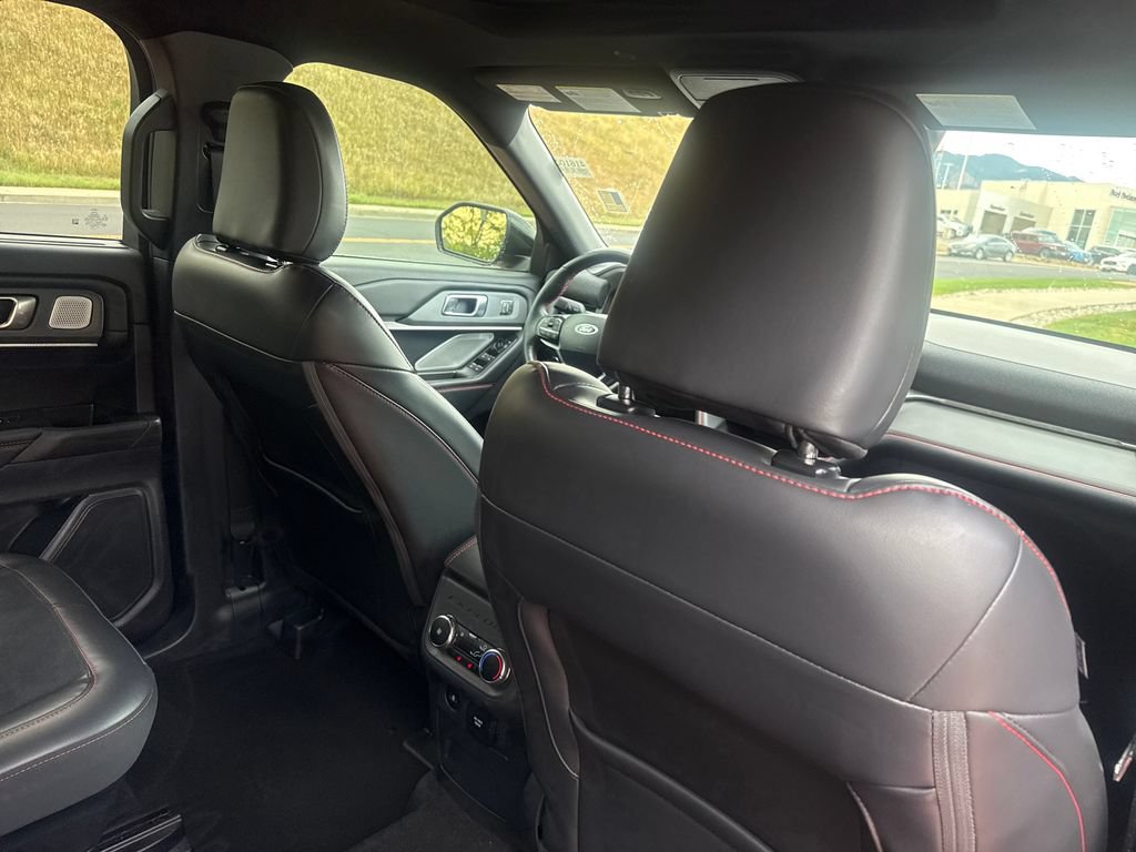 Certified 2025 Ford Explorer ST AWD/4WD image 29