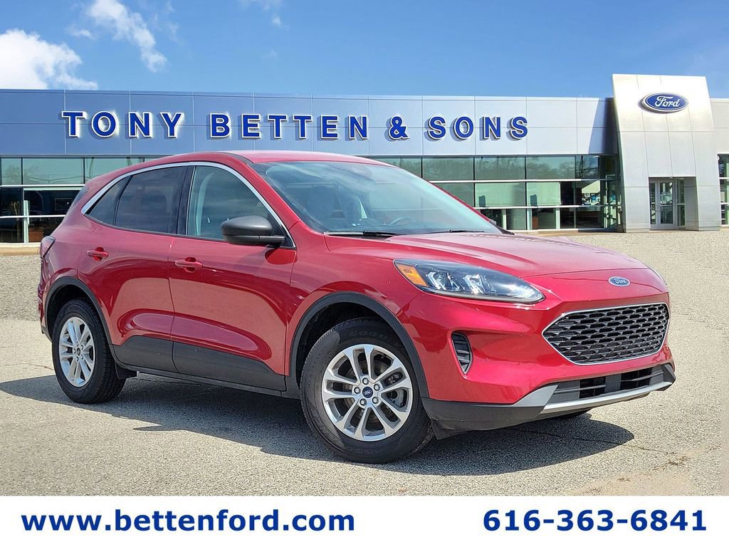 Certified 2022 Ford Escape SE w/ Convenience Package