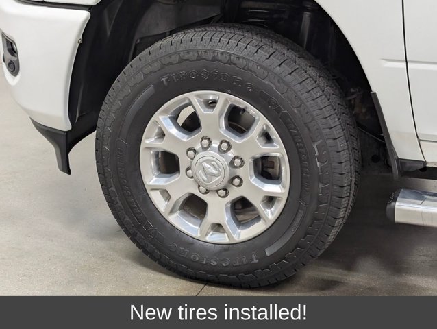 Used 2024 RAM 2500 Laramie w/ Safety Group AWD/4WD image 2