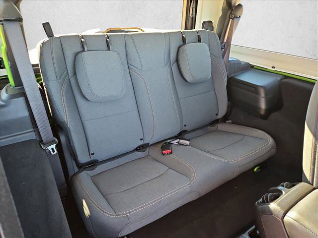 Used 2025 Jeep Wrangler Sport AWD/4WD image 18
