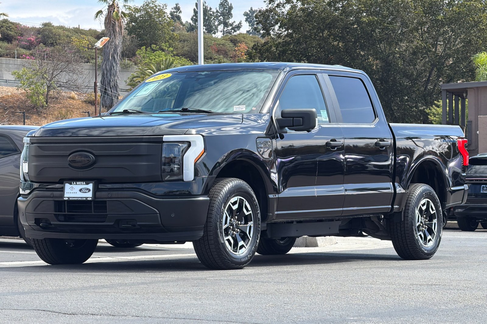 Certified 2023 Ford F150 Lightning Pro w/ Tow Technology Package AWD/4WD image 7