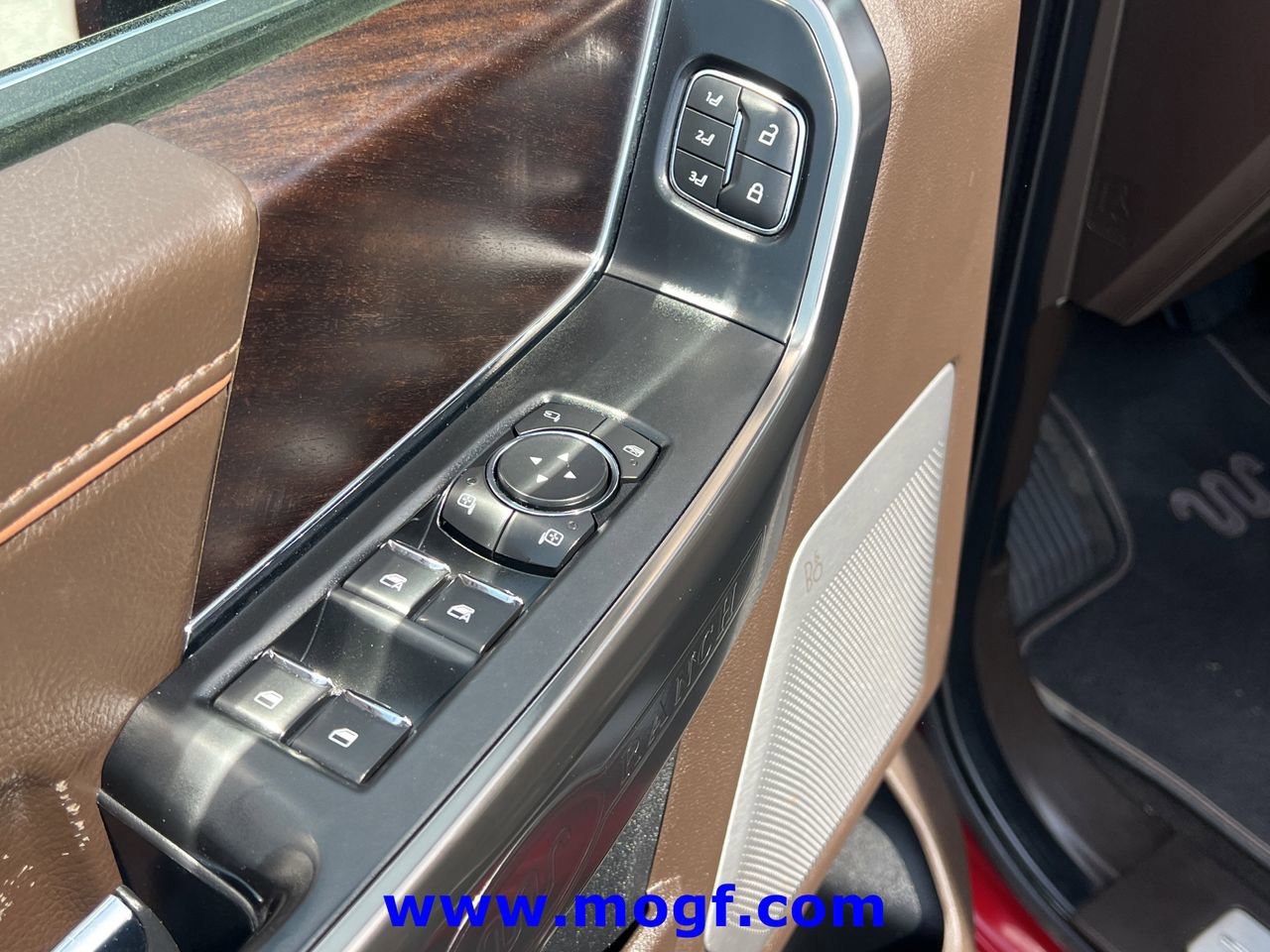 Certified 2022 Ford F150 King Ranch w/ Equipment Group 601A High image 24