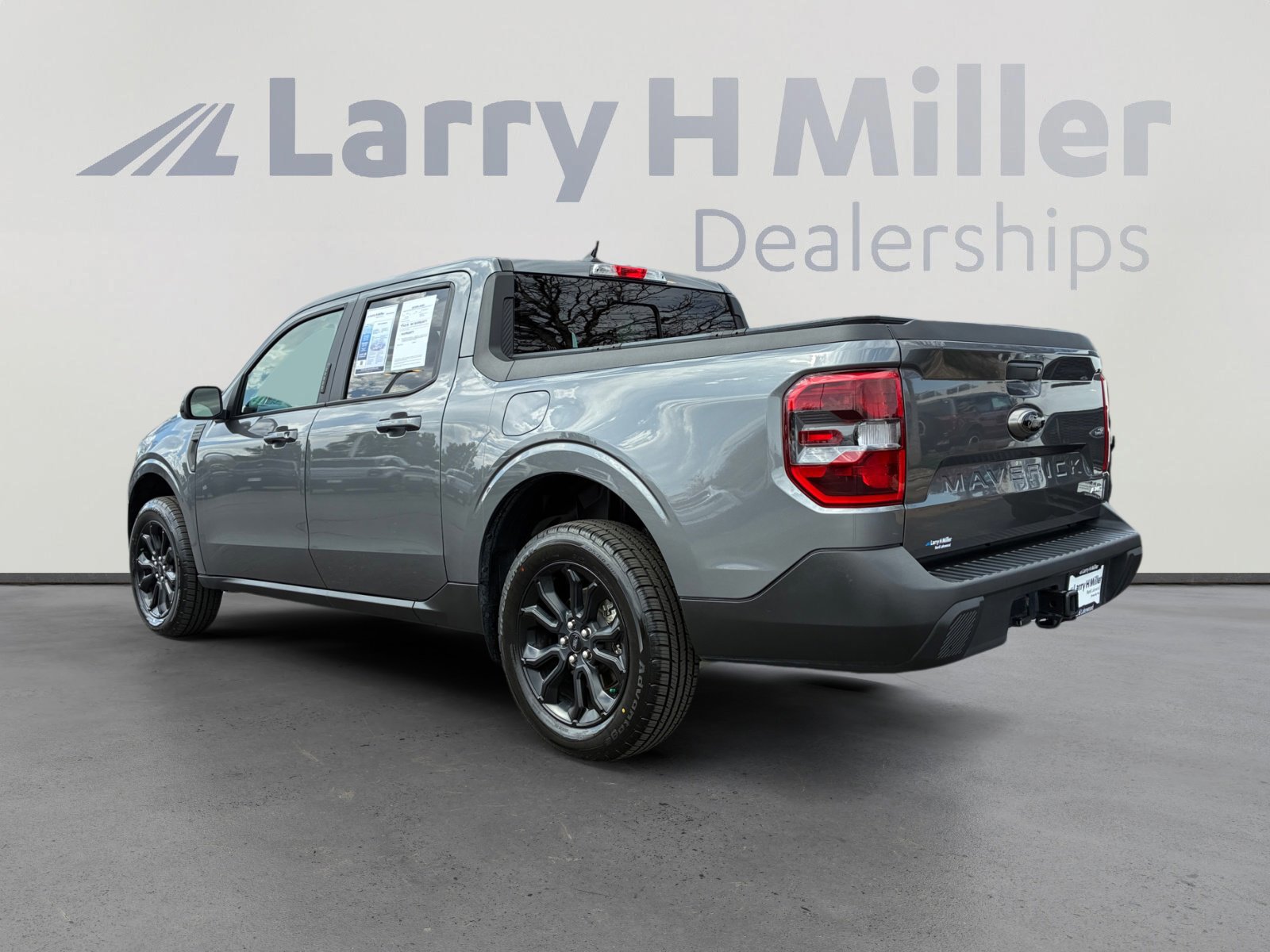 Certified 2023 Ford Maverick Lariat w/ Lariat Luxury Package image 3