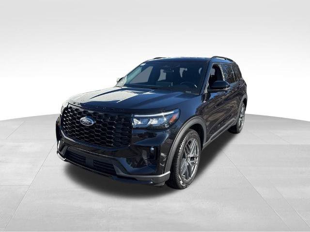 Certified 2025 Ford Explorer ST-Line w/ ST-Line Street Pack image 3