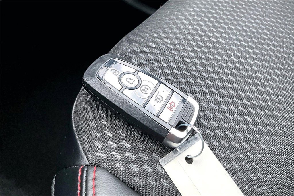 Certified 2023 Ford Escape ST-Line Select w/ Tech Pack #2 image 12