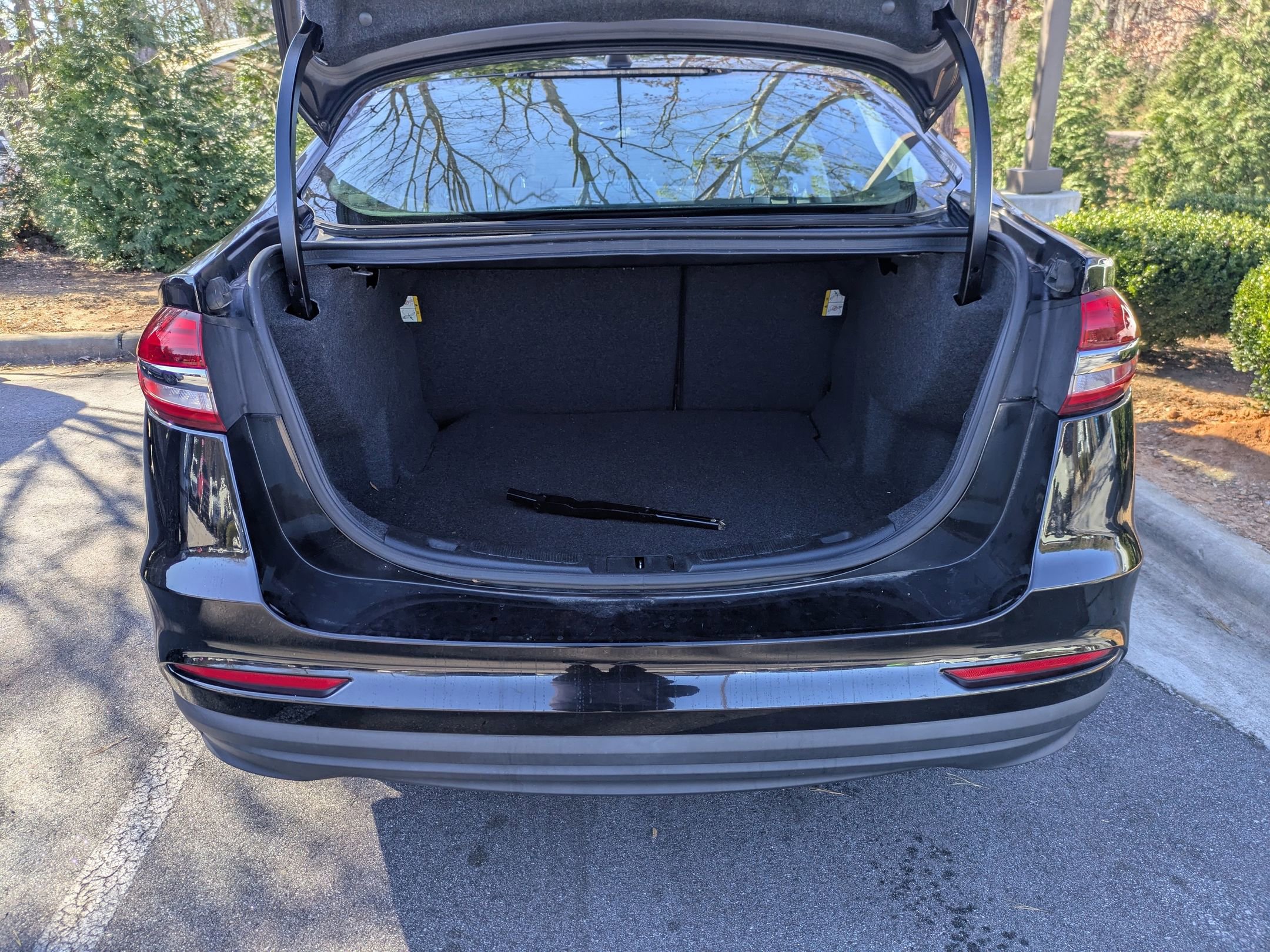 Certified 2019 Ford Fusion S image 27