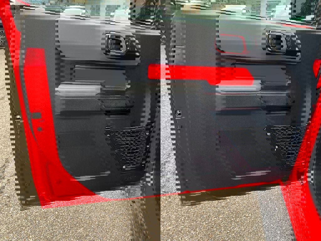 Certified 2022 Ford Bronco Base image 10