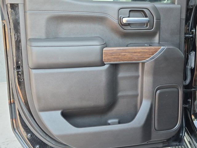 Used 2021 Chevrolet Silverado 1500 High Country w/ Z71 Off-Road Package AWD/4WD image 29