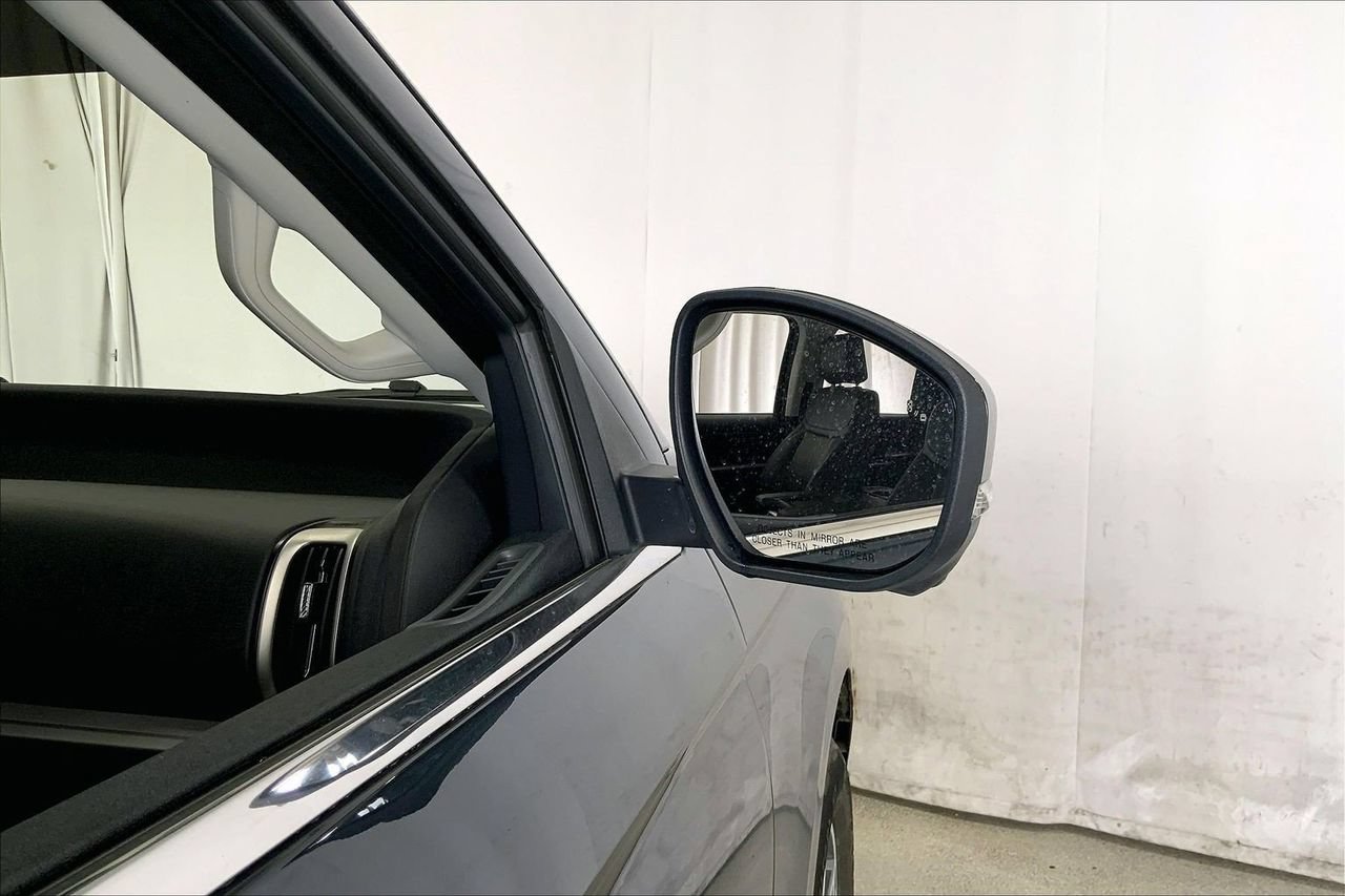 Certified 2025 Ford Expedition Max Active RWD image 11