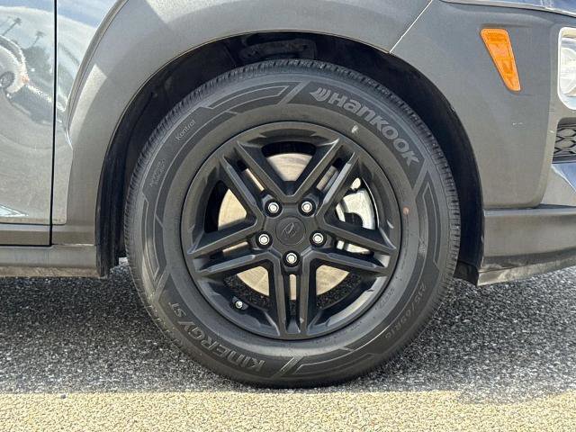 Used 2021 Hyundai Kona SE image 31