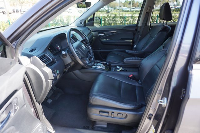 Used 2019 Honda Pilot Elite image 23