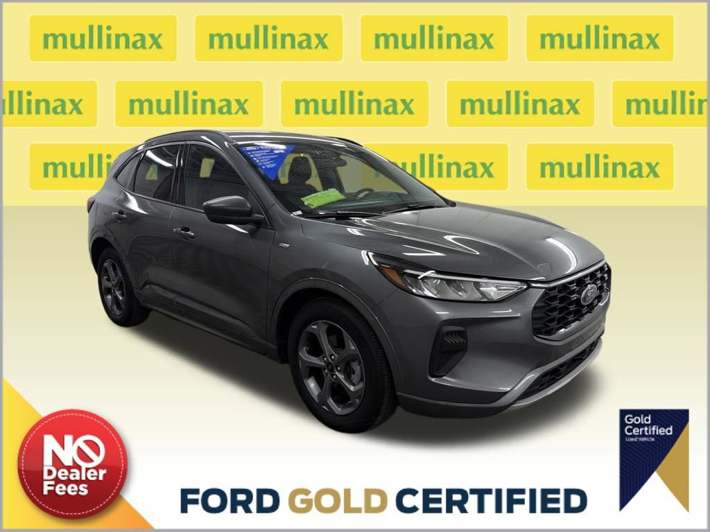 Certified 2023 Ford Escape ST-Line w/ Tech Pack #1 image 7