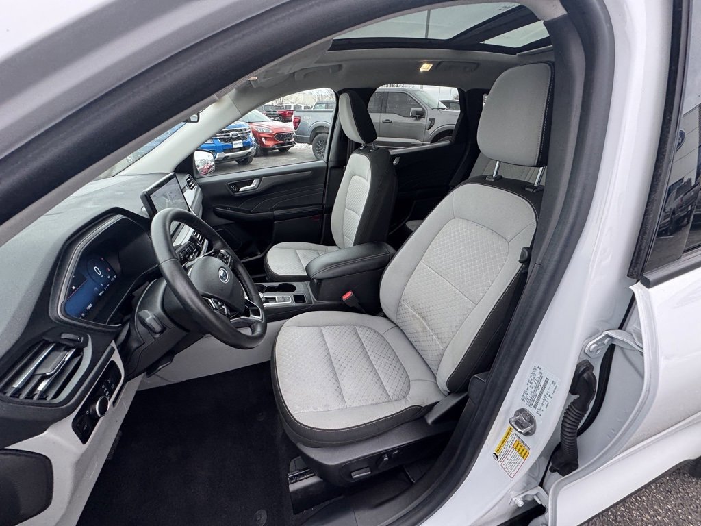 Certified 2023 Ford Escape Active w/ Tech Pack #2 image 12