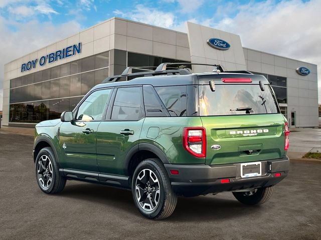 Certified 2023 Ford Bronco Sport Outer Banks w/ Tech Package AWD/4WD image 3