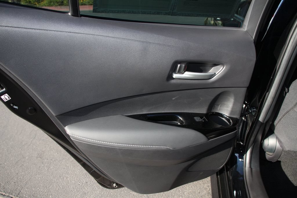 Used 2025 Toyota Corolla SE FWD image 21