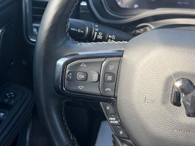 Used 2025 RAM 1500 Limited AWD/4WD image 16