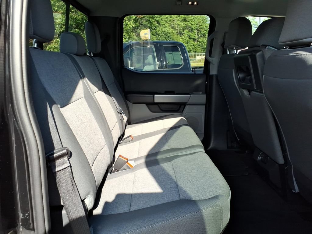 Certified 2025 Ford F350 XL w/ STX Appearance Package AWD/4WD image 16
