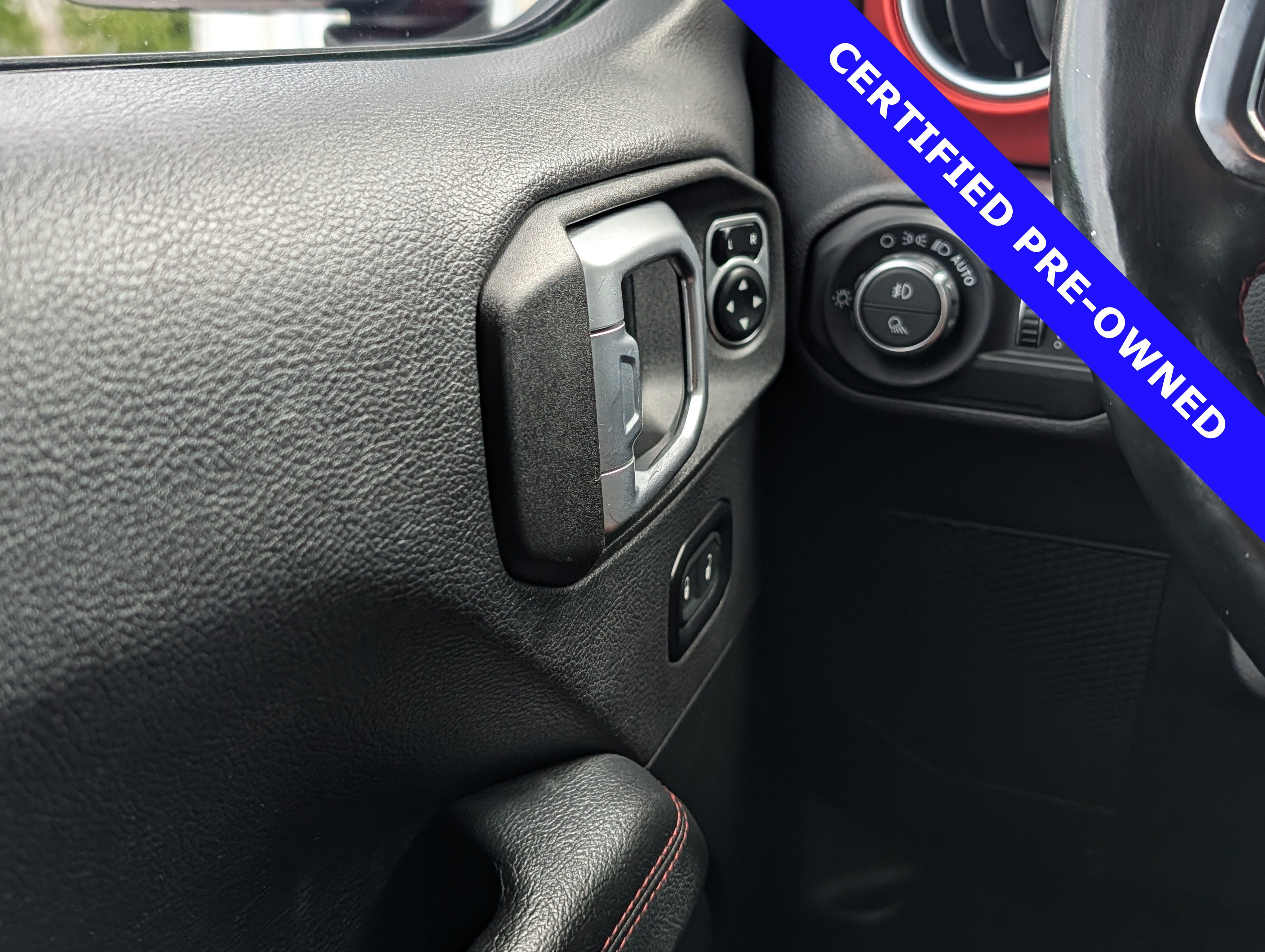 Used 2020 Jeep Gladiator Rubicon AWD/4WD image 29