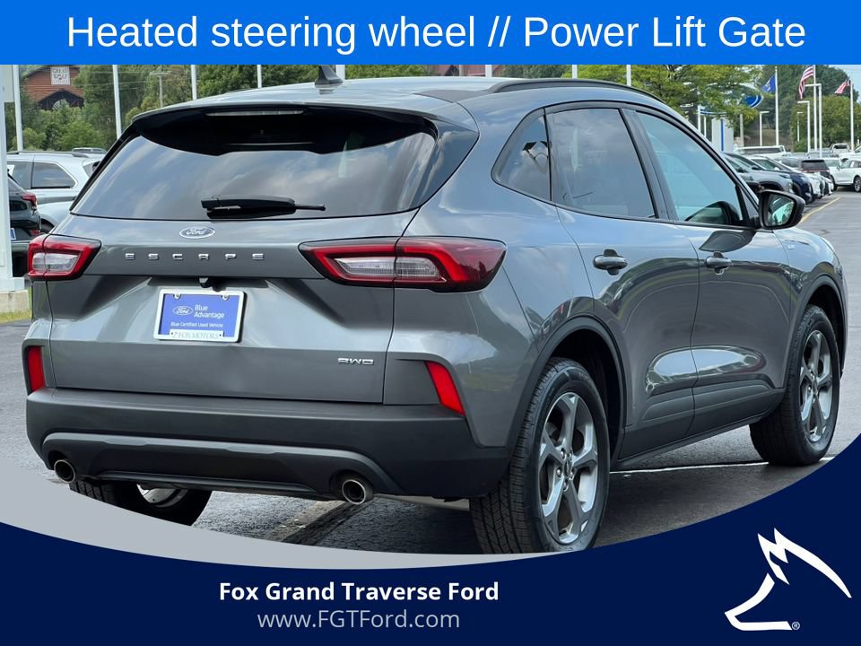 Certified 2025 Ford Escape ST-Line Select AWD/4WD image 8