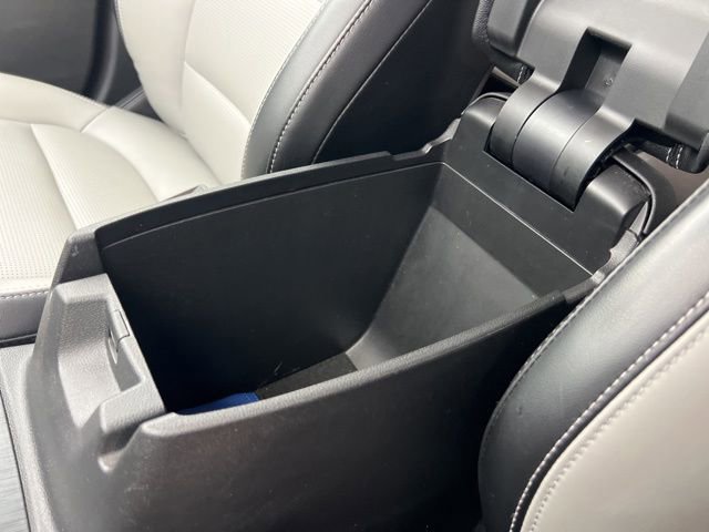 Certified 2023 Ford Escape Platinum w/ Class II Trailer Tow Package image 18