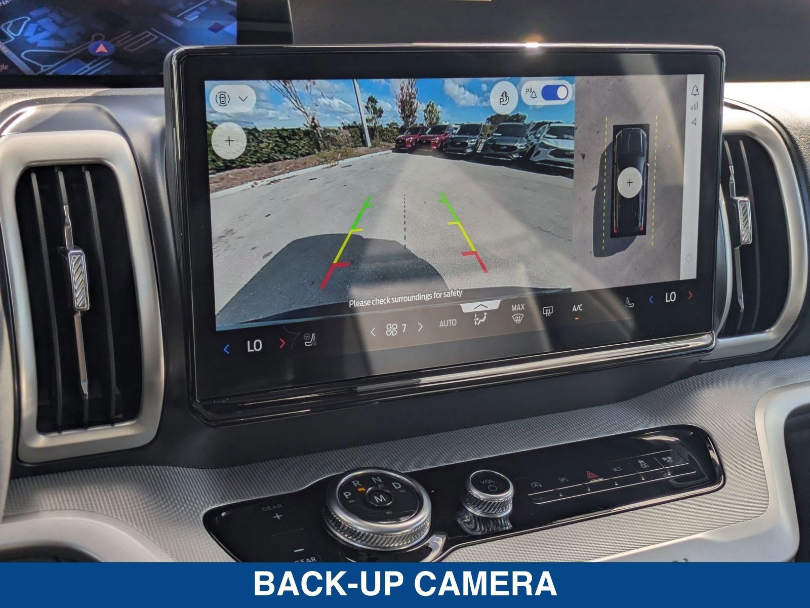 Certified 2025 Ford Expedition Active image 35