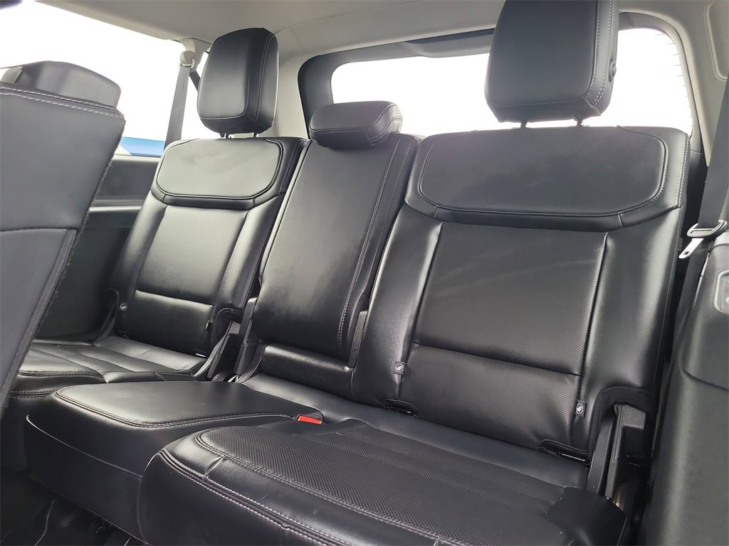 Certified 2025 Ford Expedition Max Platinum image 15