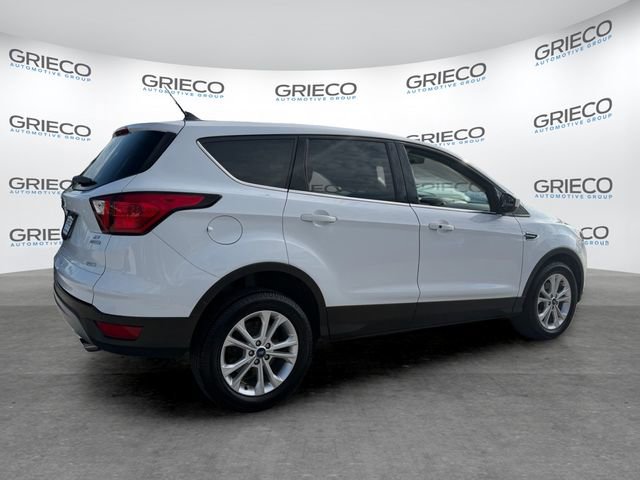 Certified 2019 Ford Escape SE FWD image 7