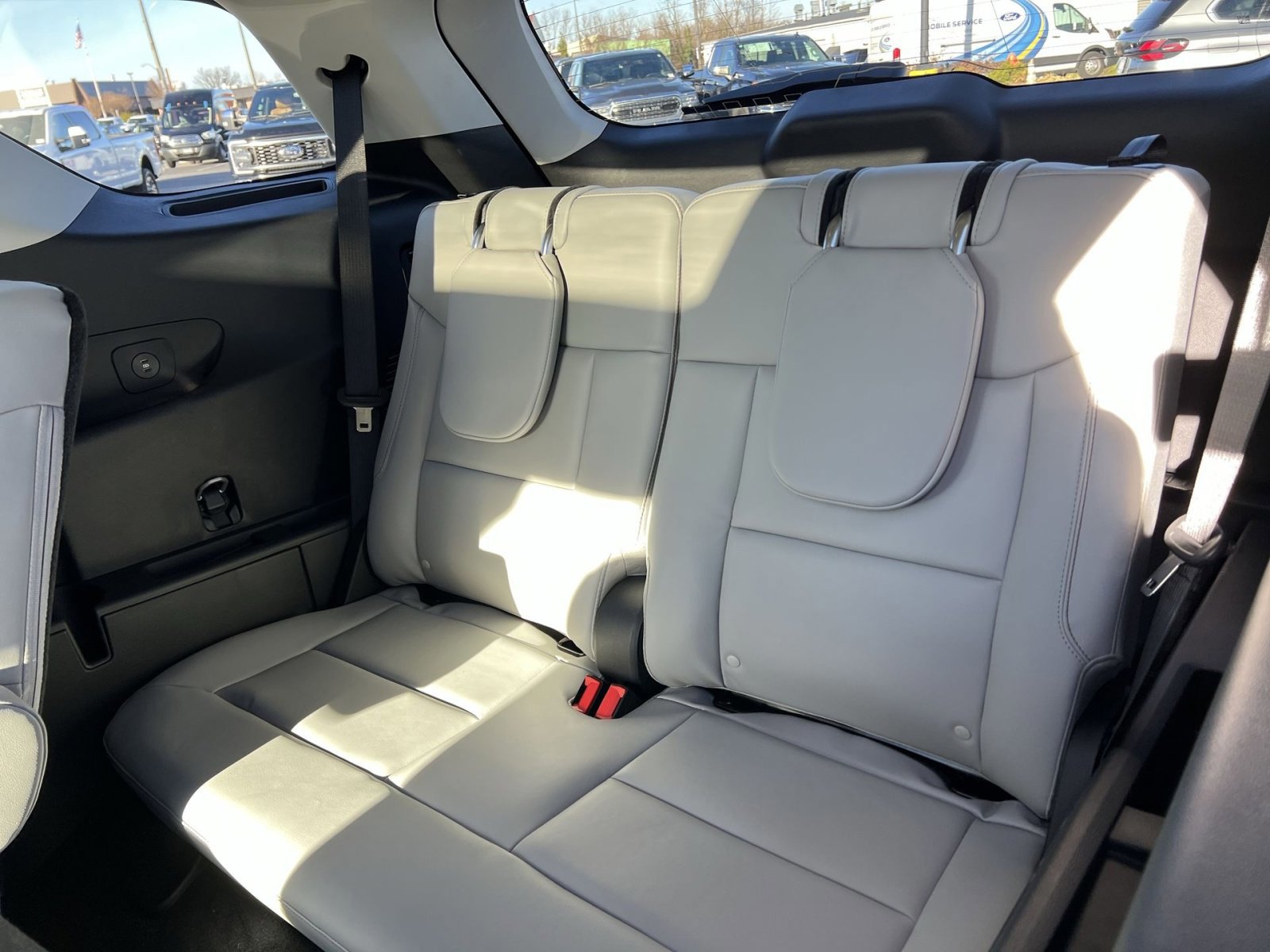 Certified 2026 Ford Explorer Active w/ Active Comfort Package image 26