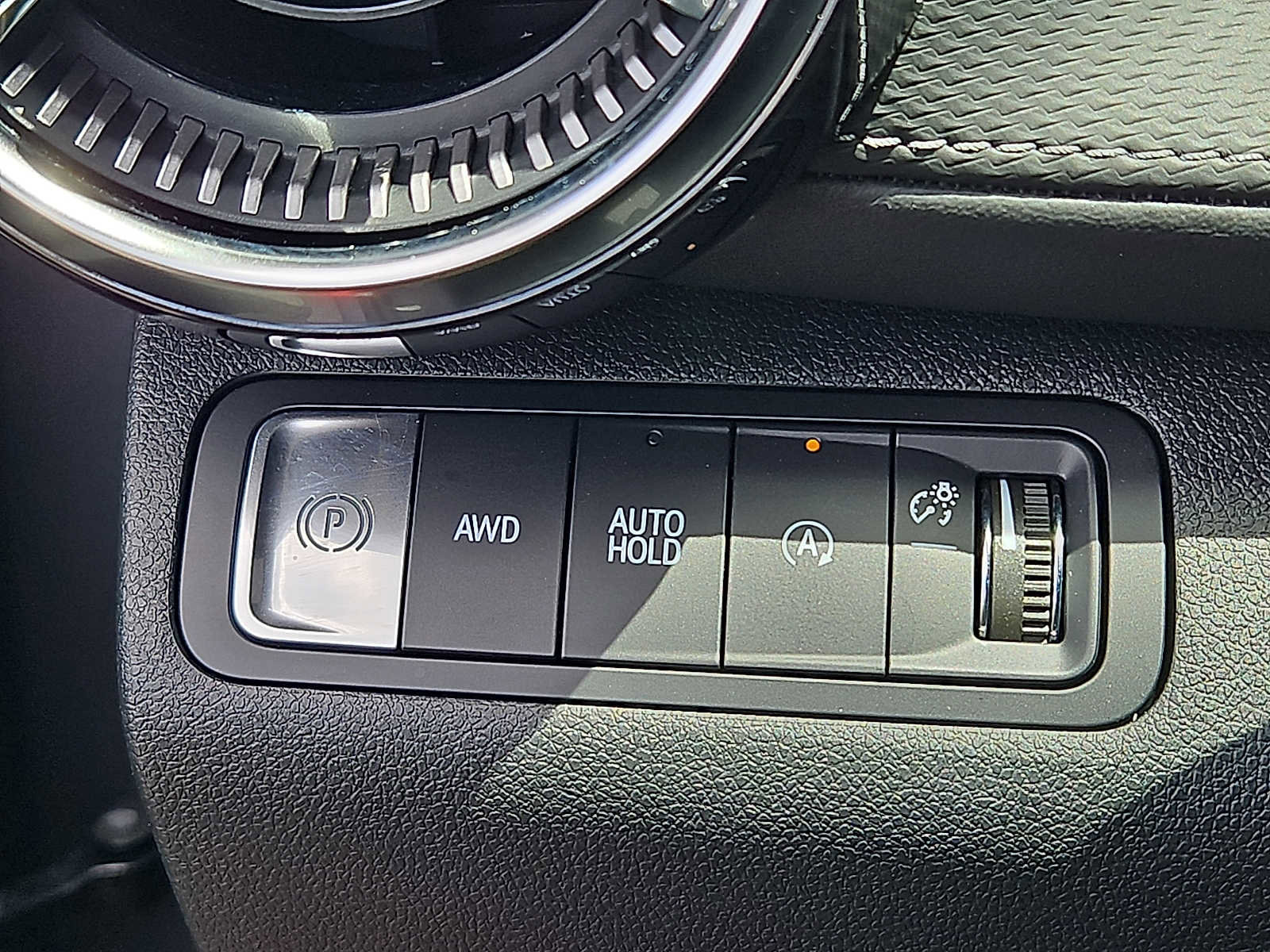 Used 2025 Chevrolet Equinox LT w/ Convenience Package II AWD/4WD image 24