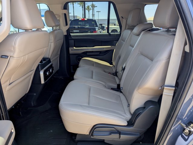 Certified 2022 Ford Expedition Max XLT AWD/4WD image 8