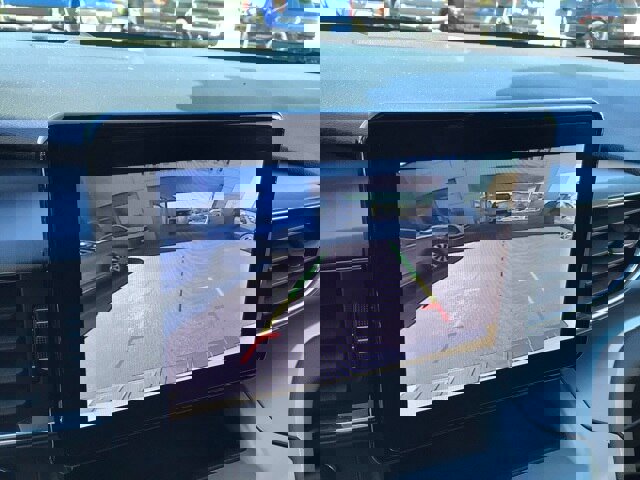 Certified 2022 Ford Explorer XLT w/ Equipment Group 202A image 15