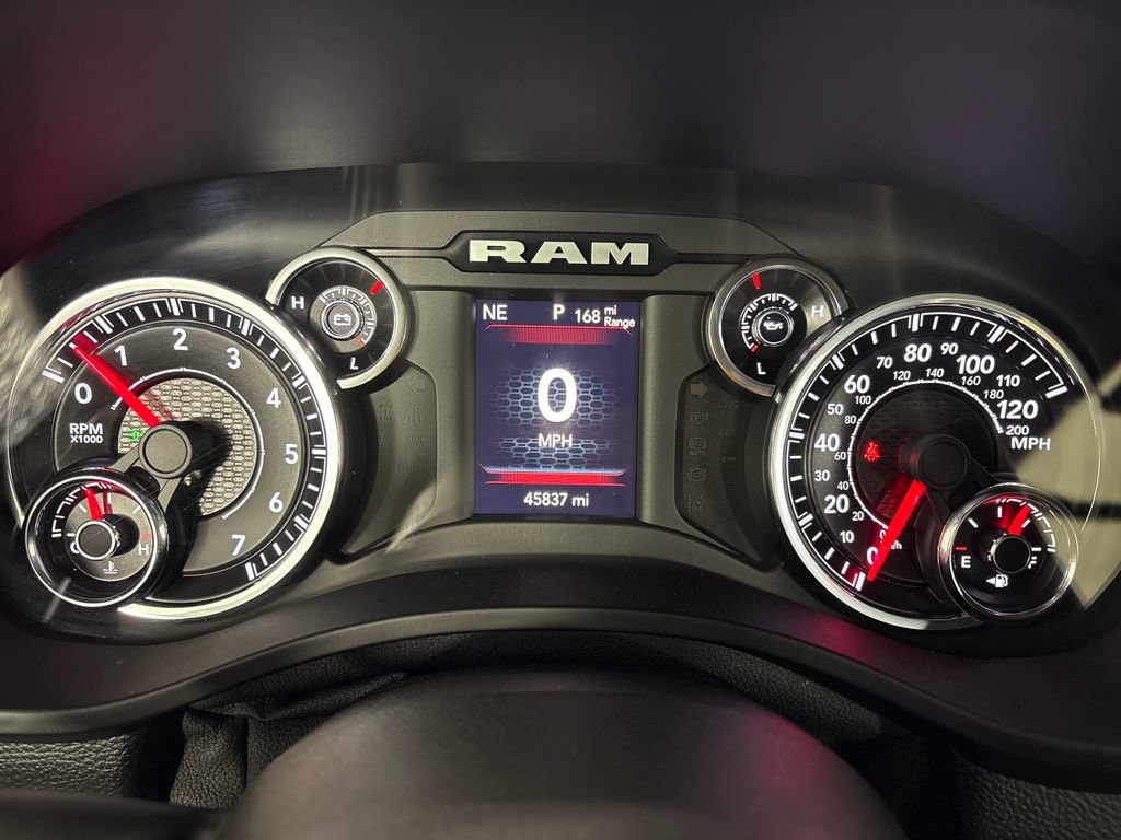 Used 2021 RAM 1500 Big Horn RWD image 21