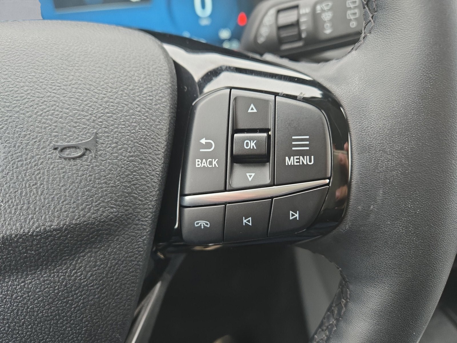 Certified 2023 Ford Escape Platinum AWD/4WD image 13