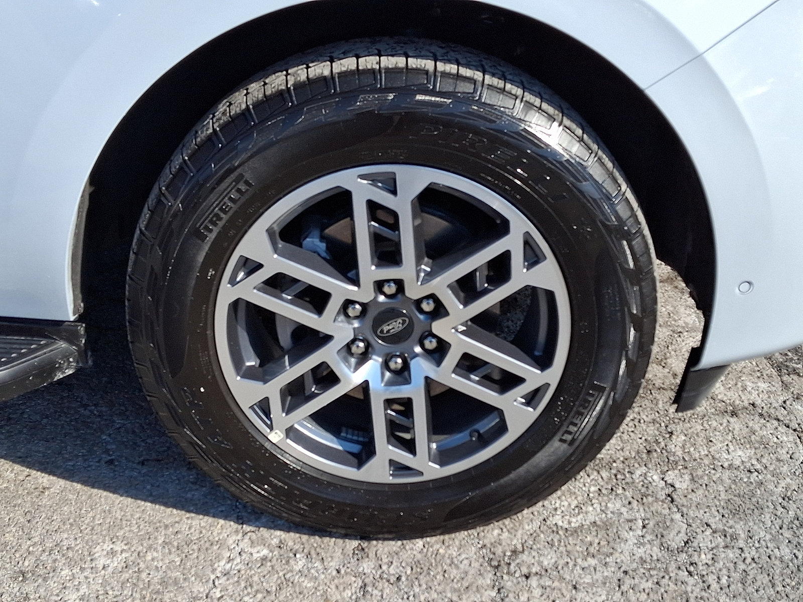 Certified 2025 Ford Expedition Active AWD/4WD image 11