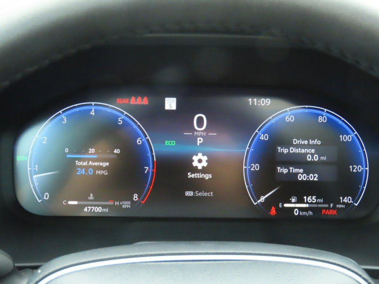 Used 2023 Toyota RAV4 Limited image 29