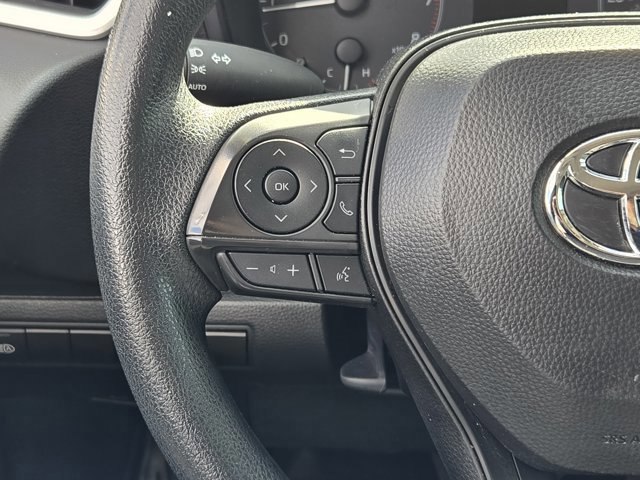 Used 2025 Toyota Corolla LE image 25