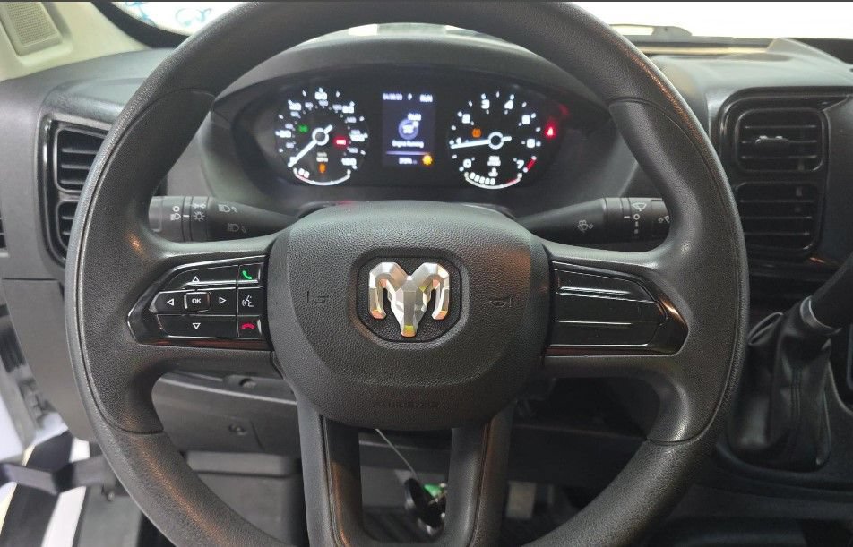 Used 2023 RAM ProMaster 2500 FWD image 6