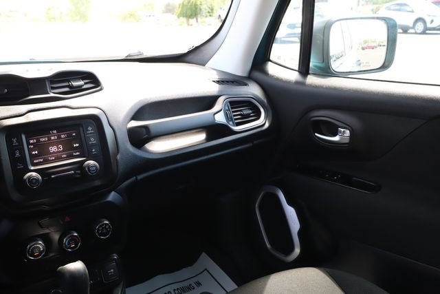 Used 2020 Jeep Renegade Sport w/ Sport Appearance Group AWD/4WD image 23