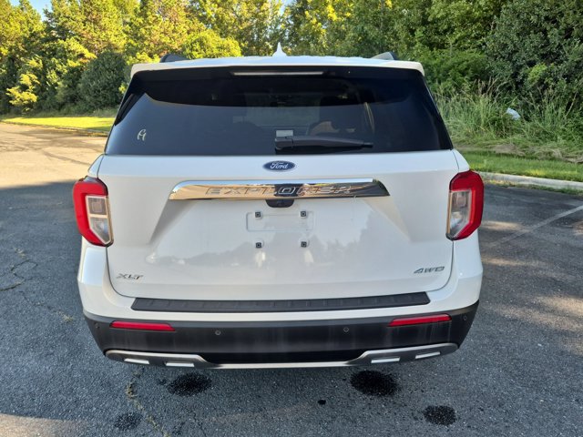 Certified 2023 Ford Explorer XLT w/ Equipment Group 202A AWD/4WD image 5