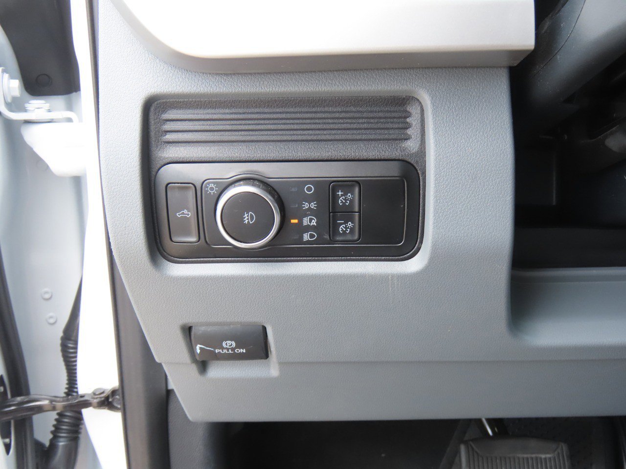 Certified 2025 Ford F250 XLT AWD/4WD image 26