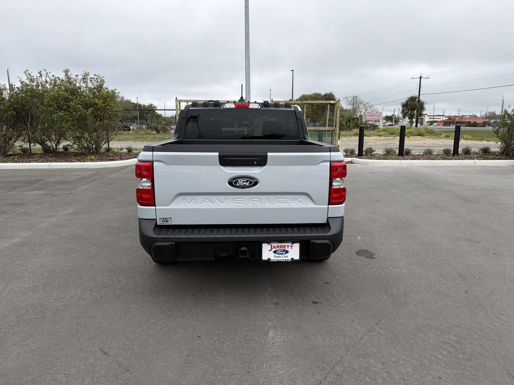 Certified 2025 Ford Maverick XL image 5
