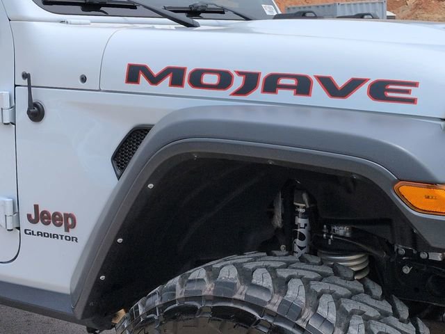 Used 2022 Jeep Gladiator Mojave w/ LED Lighting Group AWD/4WD image 14