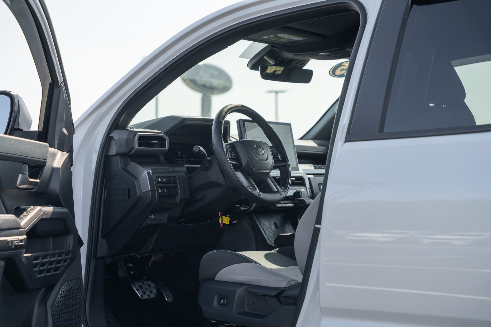 Used 2025 Toyota Tacoma TRD Sport AWD/4WD image 19